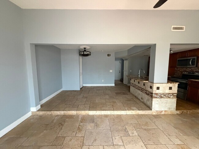 Foto del edificio - 925 Caribbean Dr