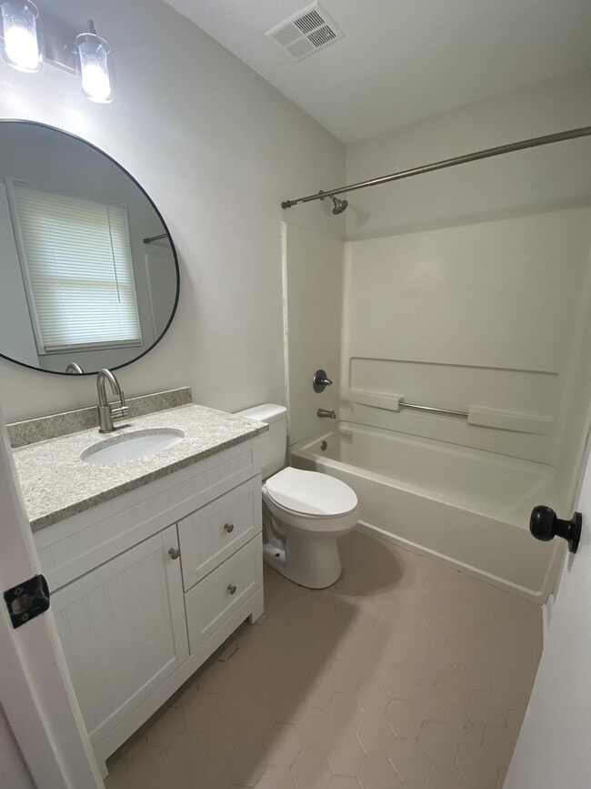 Foto del edificio - 6799 Longparrish Ct