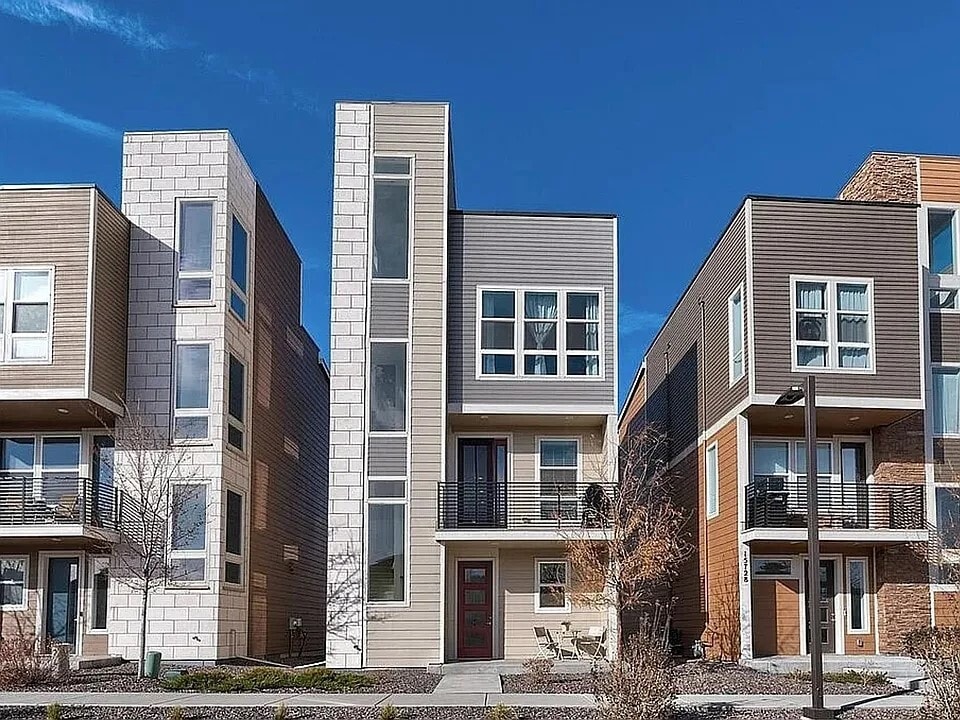 Propiedad - 15702 E Broncos Pl