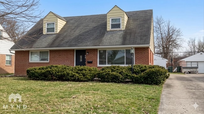 Building Photo - 819 S Stephen Dr