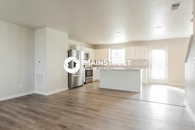 Building Photo - 4 Bedroom Pet-Friendly Home in CAMBY, IN w...