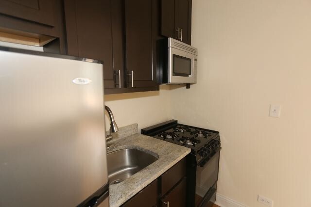 Foto del edificio - 4619 N Paulina St