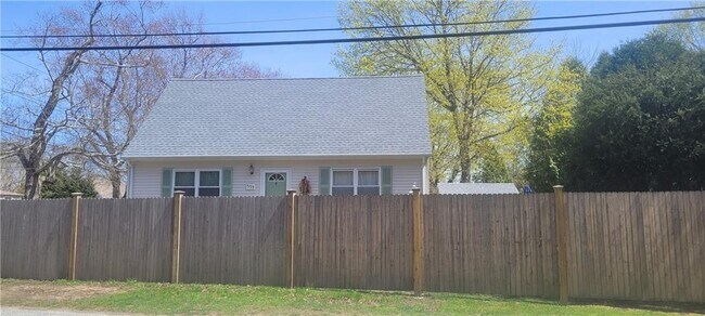 Foto del edificio - 559 Middlebridge Rd