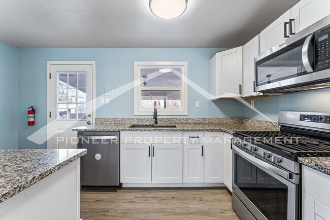 Foto del edificio - Charming Single Family Home with Washer/Dr...