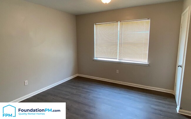 Foto del edificio - 3416 Outlet Rd