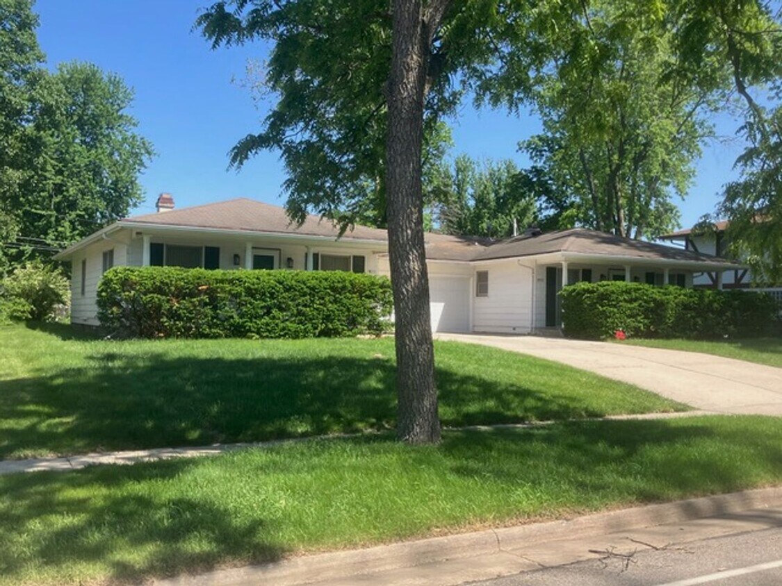 Foto principal - 1820-1822 Duff Ave