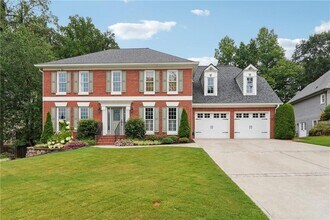 Building Photo - 2565 Chestea Dr NE