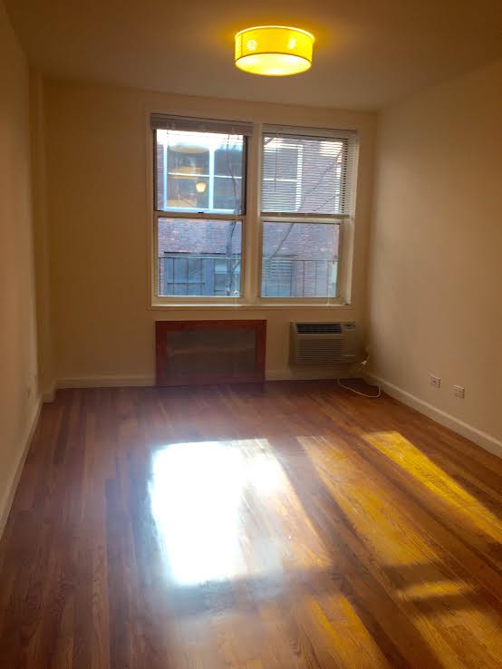 Foto principal - 250 W 27th St