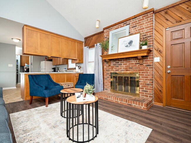 Building Photo - 3600 Ladywood Ct