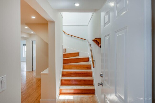 Foto del edificio - 172 Burlwood Dr