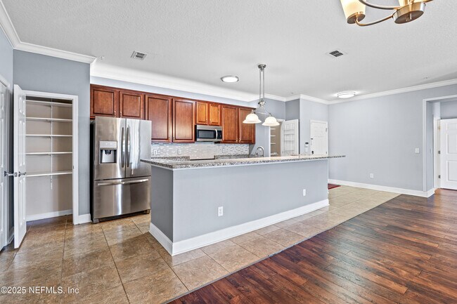 Foto del edificio - 11251 Campfield Dr