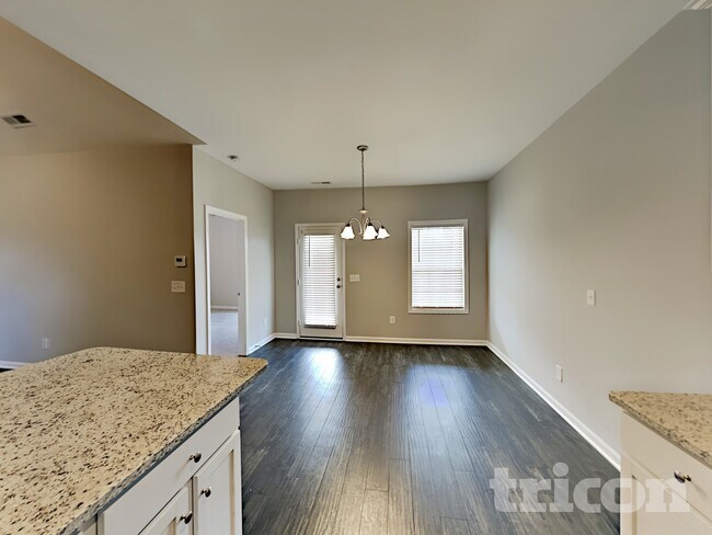 Building Photo - 738 Mitscher Dr