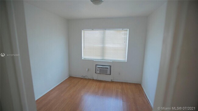 Foto del edificio - 461 SW 6th St
