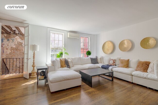 Foto del edificio - 282 W 11th St