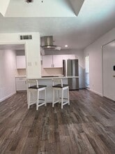 Building Photo - 4317 Hartford St