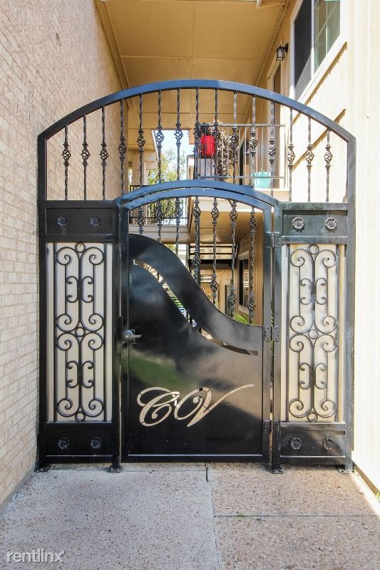 Foto del edificio - 1304 Mckie Dr