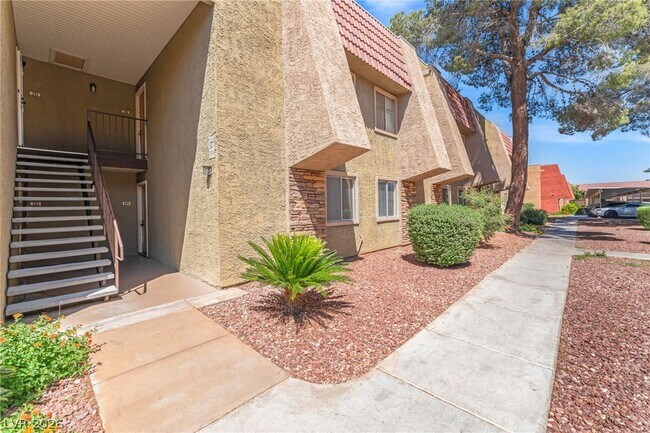 Foto del edificio - 5317 Indian River Dr