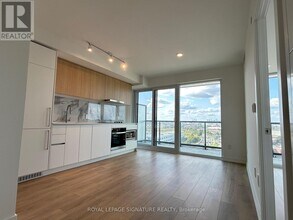 Building Photo - 1100 Sheppard Ave W