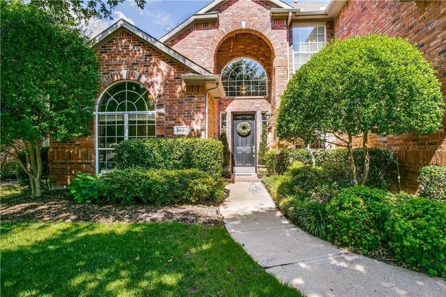 Building Photo - 3401 Chadwick Dr