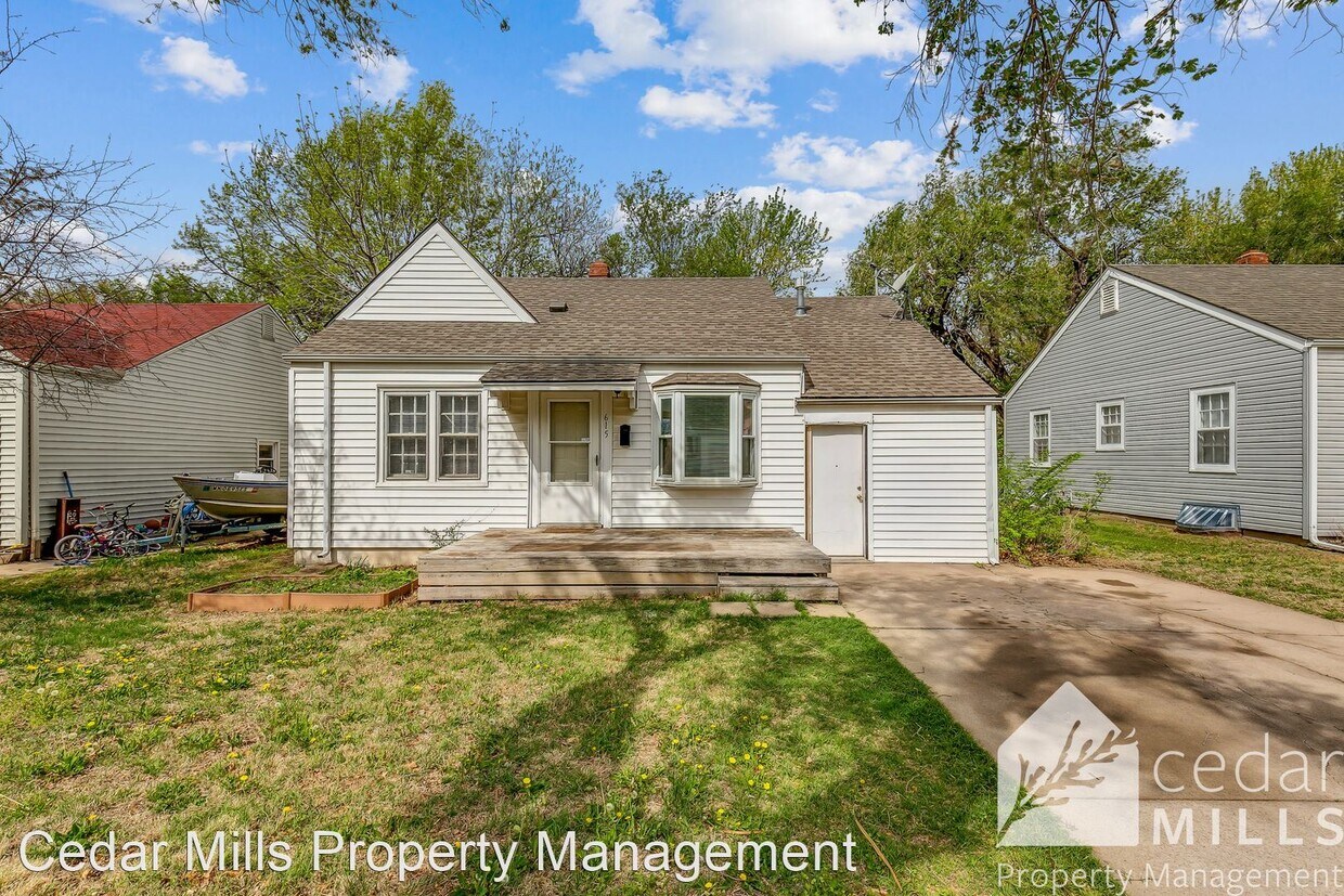 3 br, 1 bath House 615 N. Pinecrest House for Rent in Wichita, KS