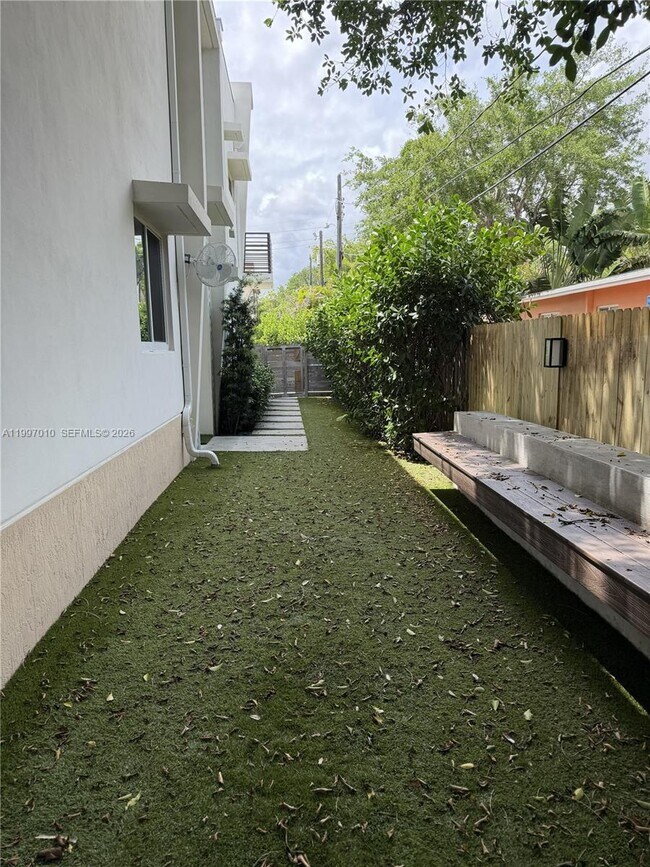 Foto del edificio - 540 SW 6th Ave