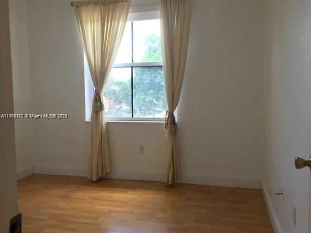 Foto del edificio - 886 NW 135th Terrace