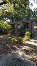 Building Photo - 1932 Montrose Dr
