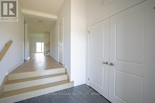 Photo du bâtiment - 158 Hillcrest Rd