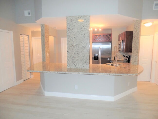 Foto del edificio - 3465 NW 44th St