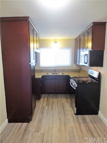 Building Photo - 213 Avenida Monterey