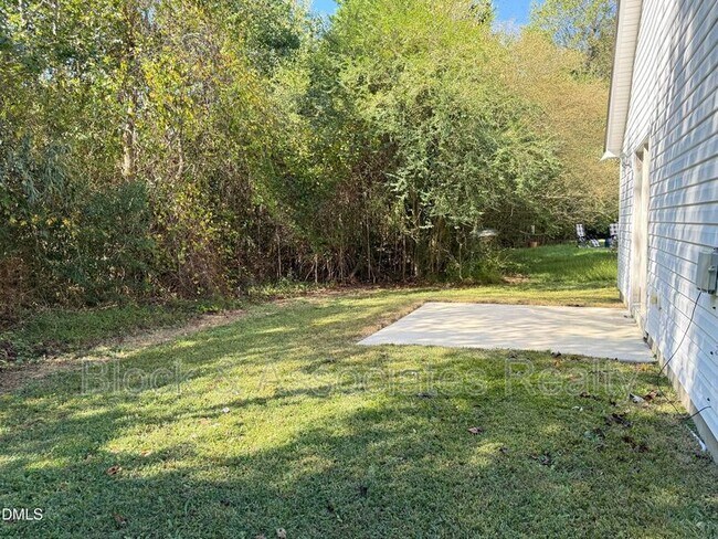 Building Photo - 4832 Silverdene St