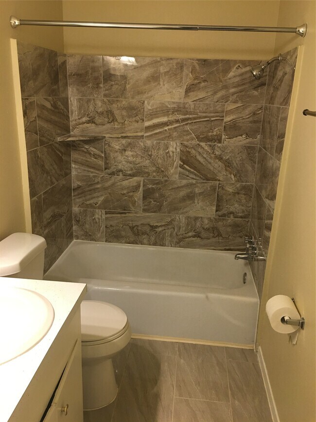Foto del edificio - 4331 Smooth Oak Ln