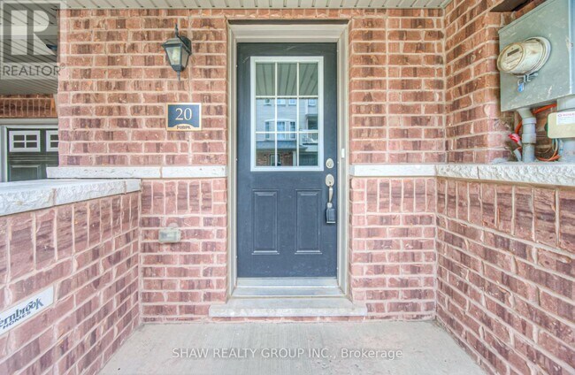 Photo du bâtiment - 420-420 Linden Dr