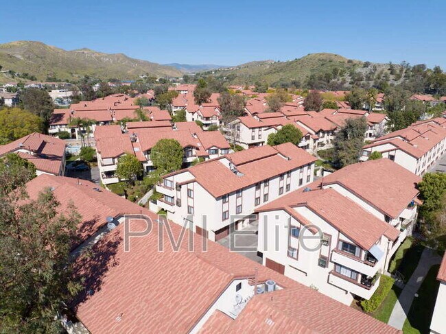 Foto del edificio - 18182 W Sundowner Way