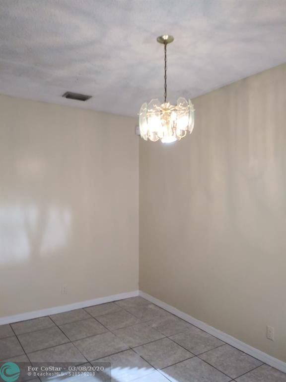 Foto del edificio - 21325 NE 8th Pl