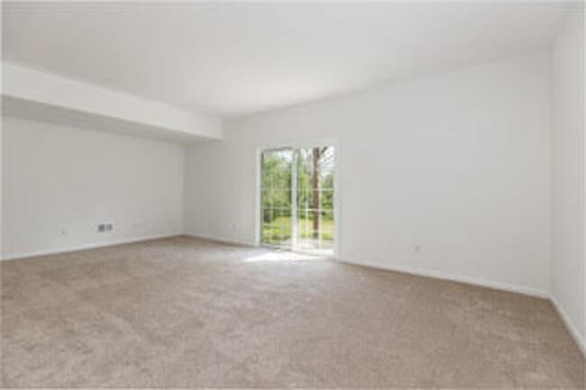 Photo - Spacious, Large, Luxury 3 Bedroom Townhous... Townhome