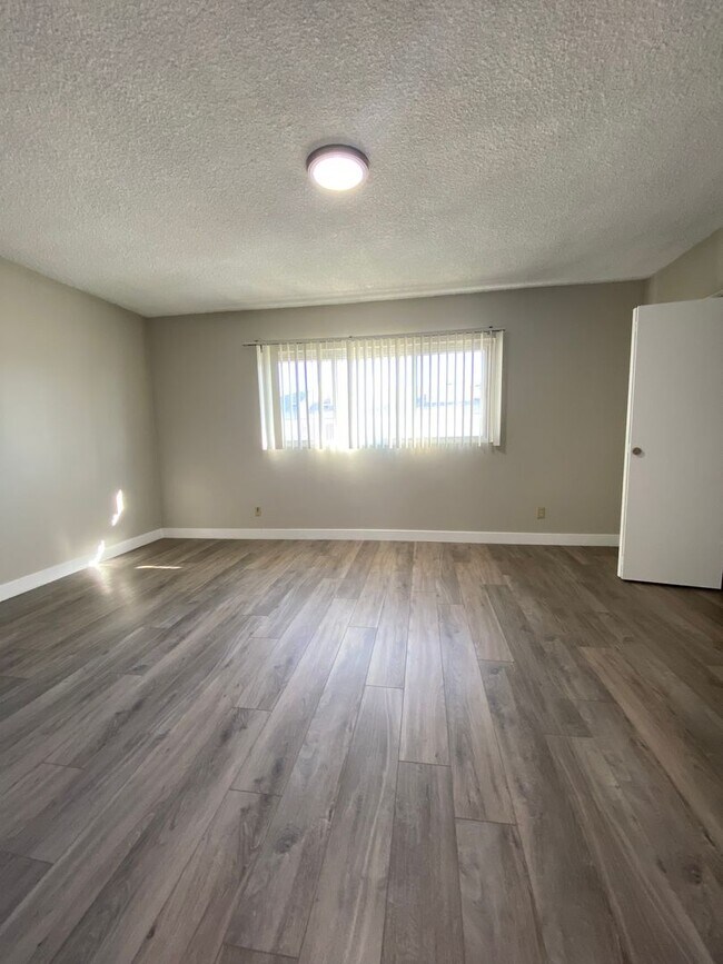 Foto del interior - 718 S. Fir Ave.