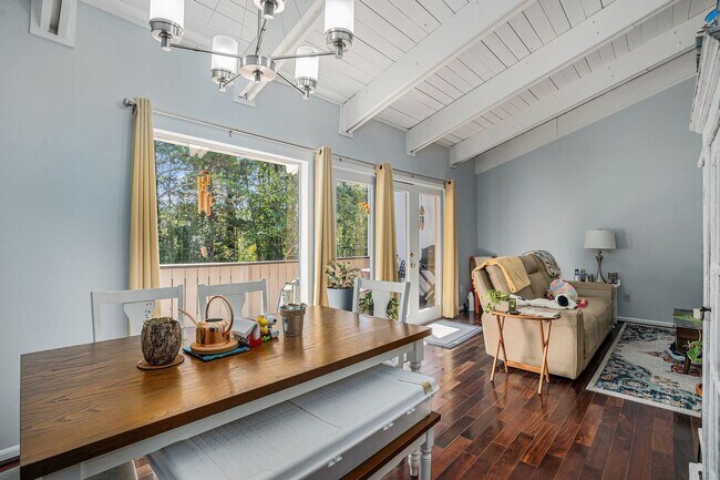 Foto del edificio - 3813 Paces Ferry W