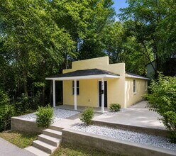 Building Photo - 743 Bright St