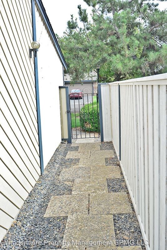 Building Photo - 2 br, 2 bath House - 7245 W. Cascade Drive