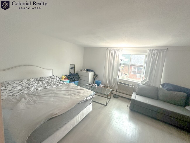Photo - 205 Kent St Apartment