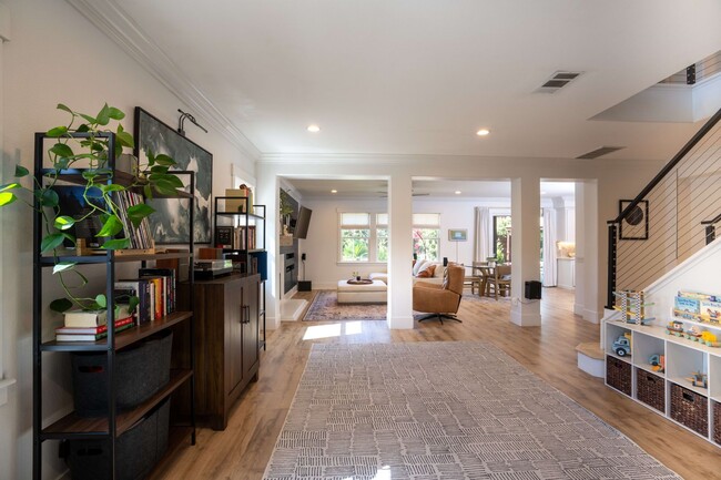 Building Photo - Premium Morgan Hill Rental