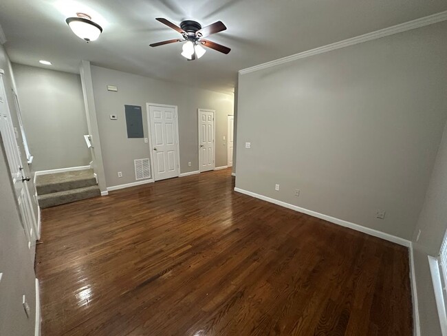 Foto del edificio - 4 Bed and 2.5 Bath in Atlanta!