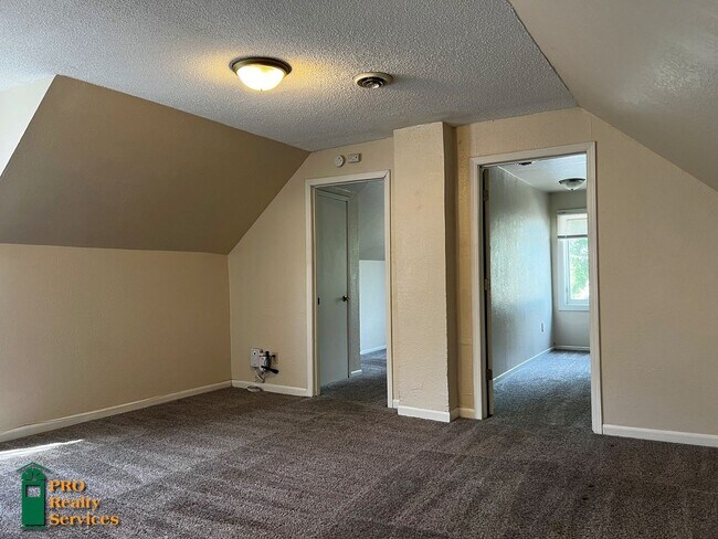 Foto del edificio - 423 NE Taylor St