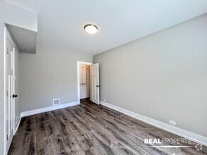 Building Photo - 1128 Maple Ave