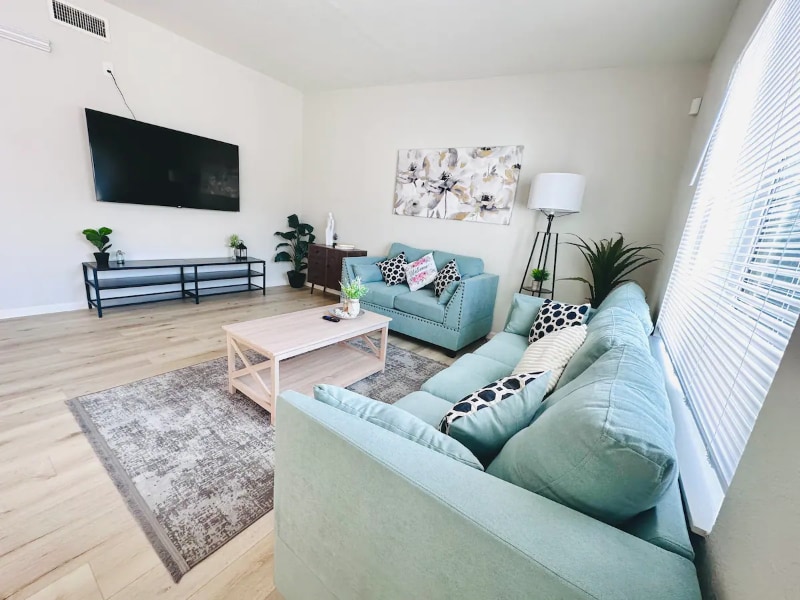 Photo - 915 N Holly St (Anaheim, CA)