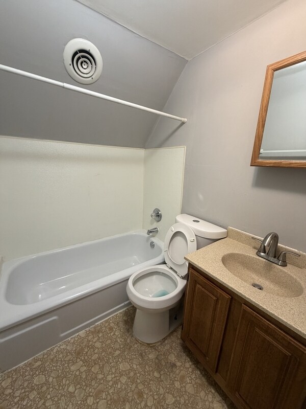 Foto del edificio - 1722 Burgess Rd