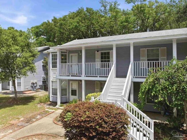 Building Photo - 2813 Langley Ave