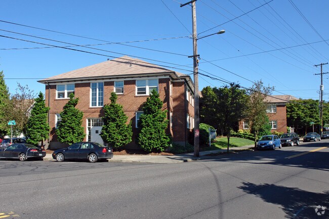 Building Photo - Chasselton Condominiums