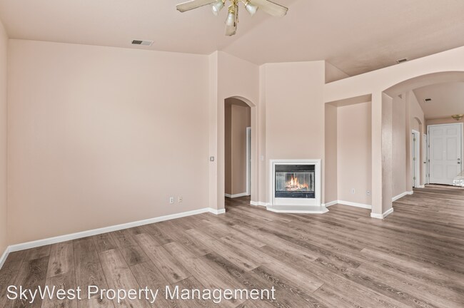 Building Photo - 4 br, 2 bath House - 2142 John Still Dr